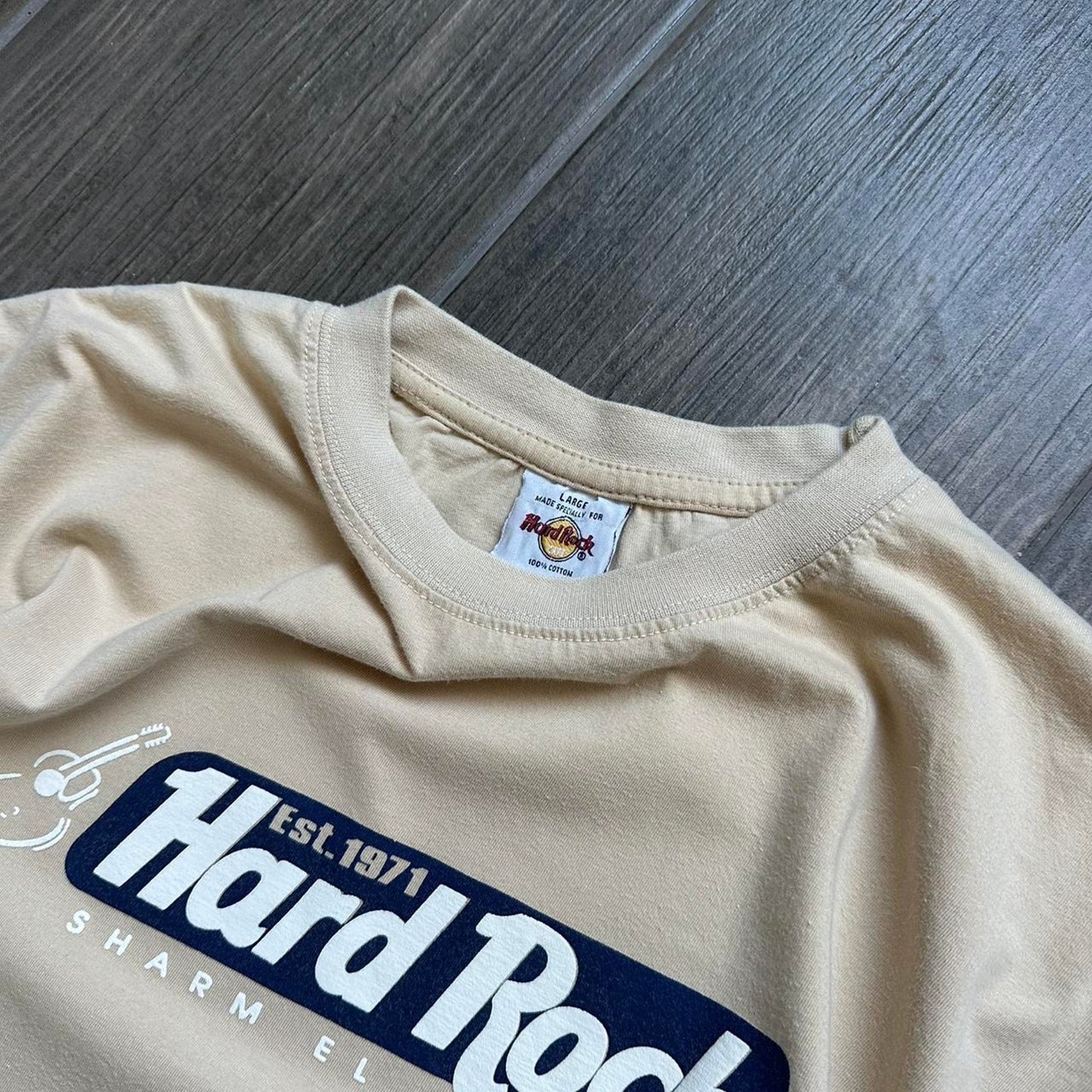 Hard Rock Cafe Sharm El Sheikh tan t-shirt