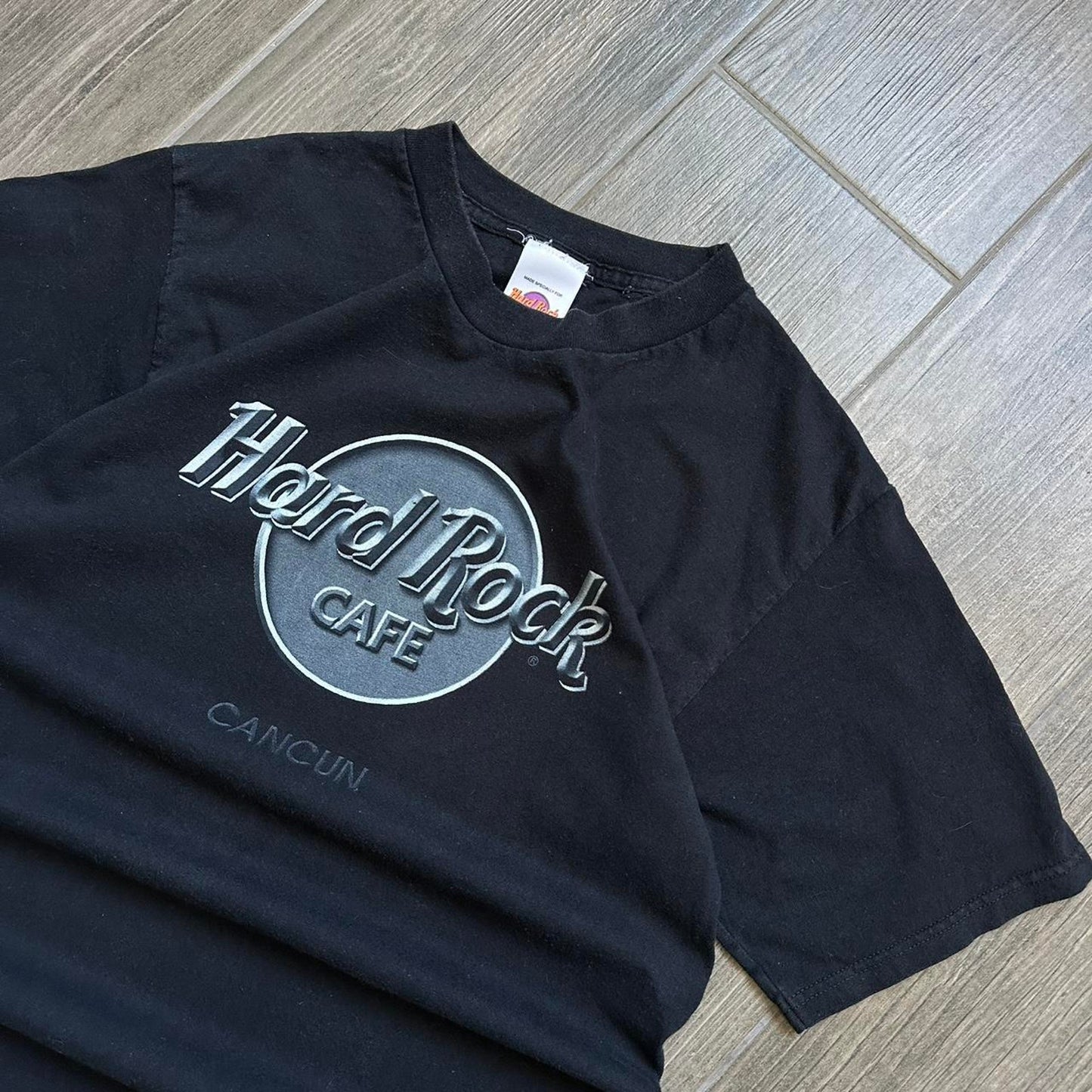 Hard Rock Cafe black Cancun tee