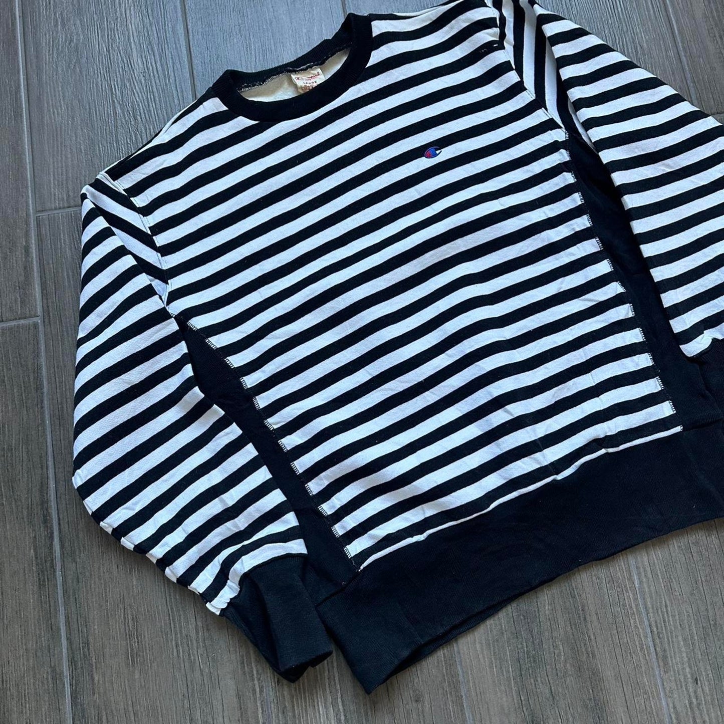 Champion striped M y2k sweatshirt