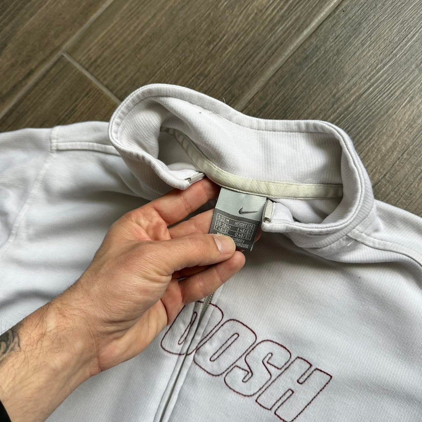 Nike swoosh white zip up