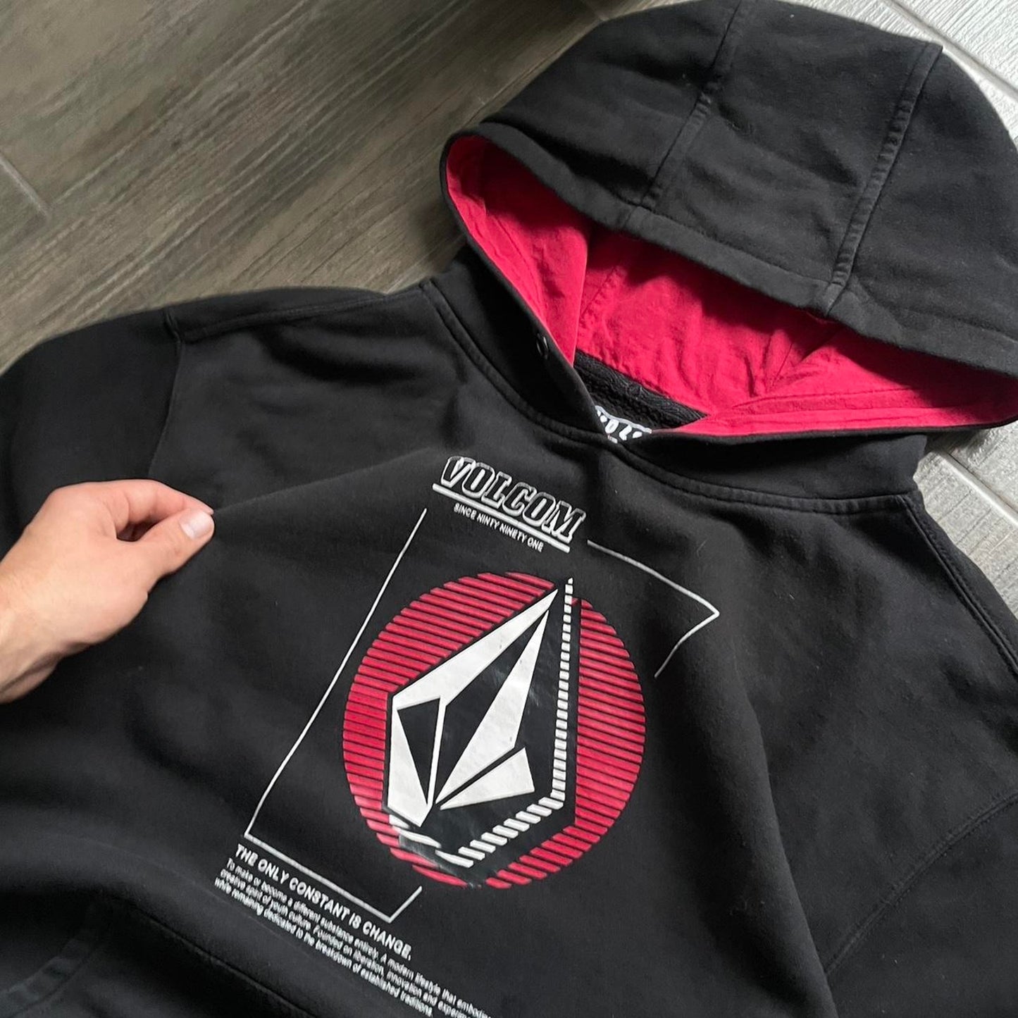 Volcom y2k skater black L hoodie