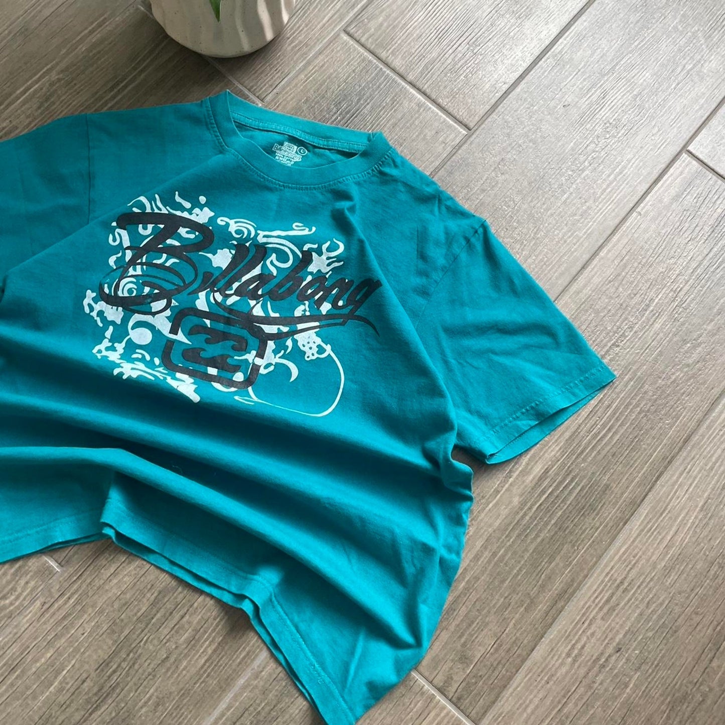 Billabong baggy vintage tee