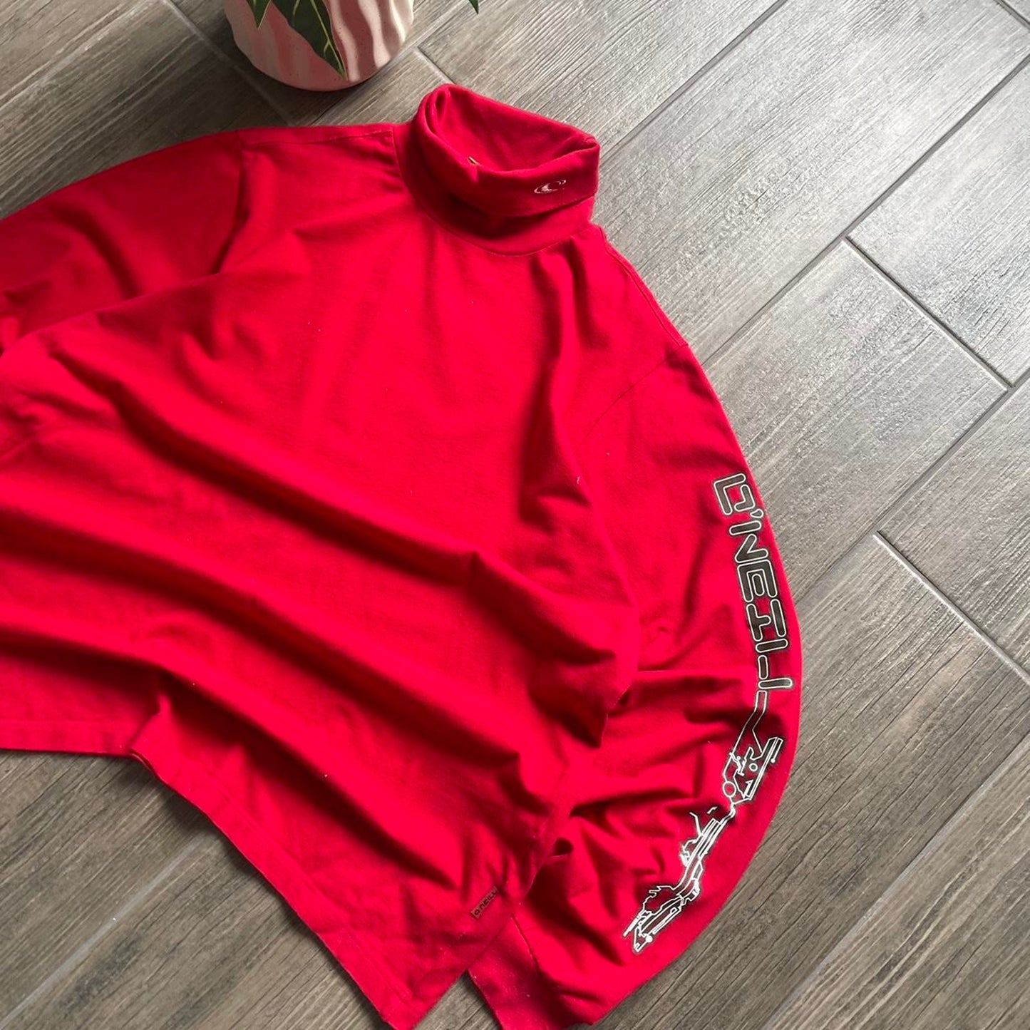 Oneill red golf surf y2k summer vintage tee