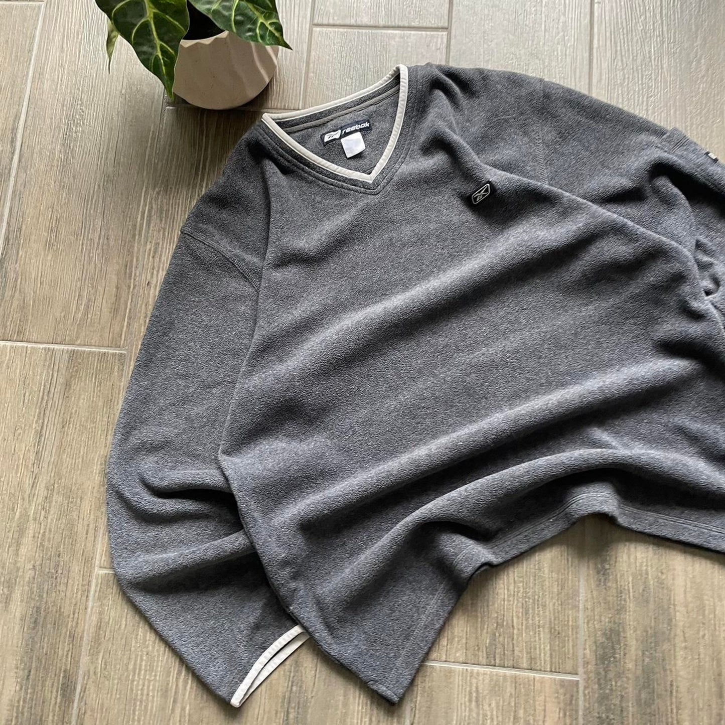 Reebok fleece grey streetwear oversized L jumper