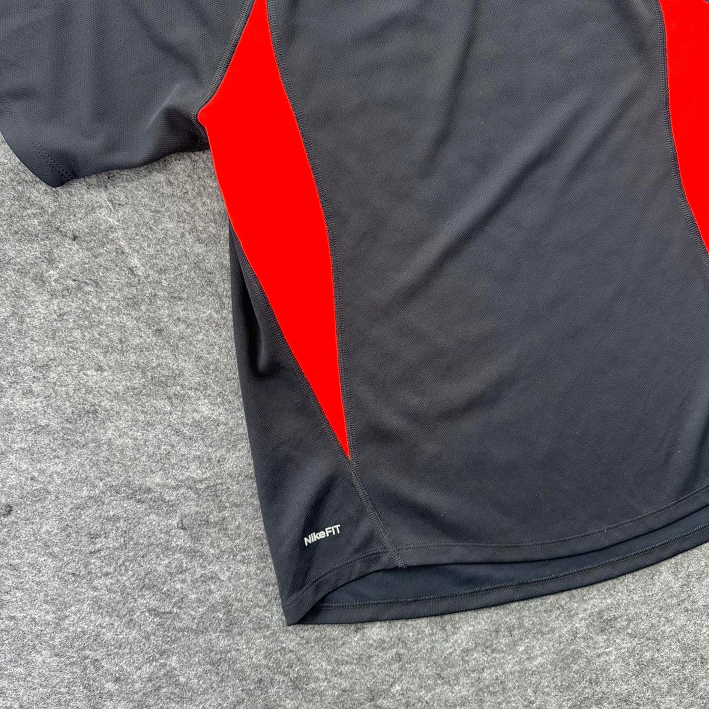 Nike dri fit black red