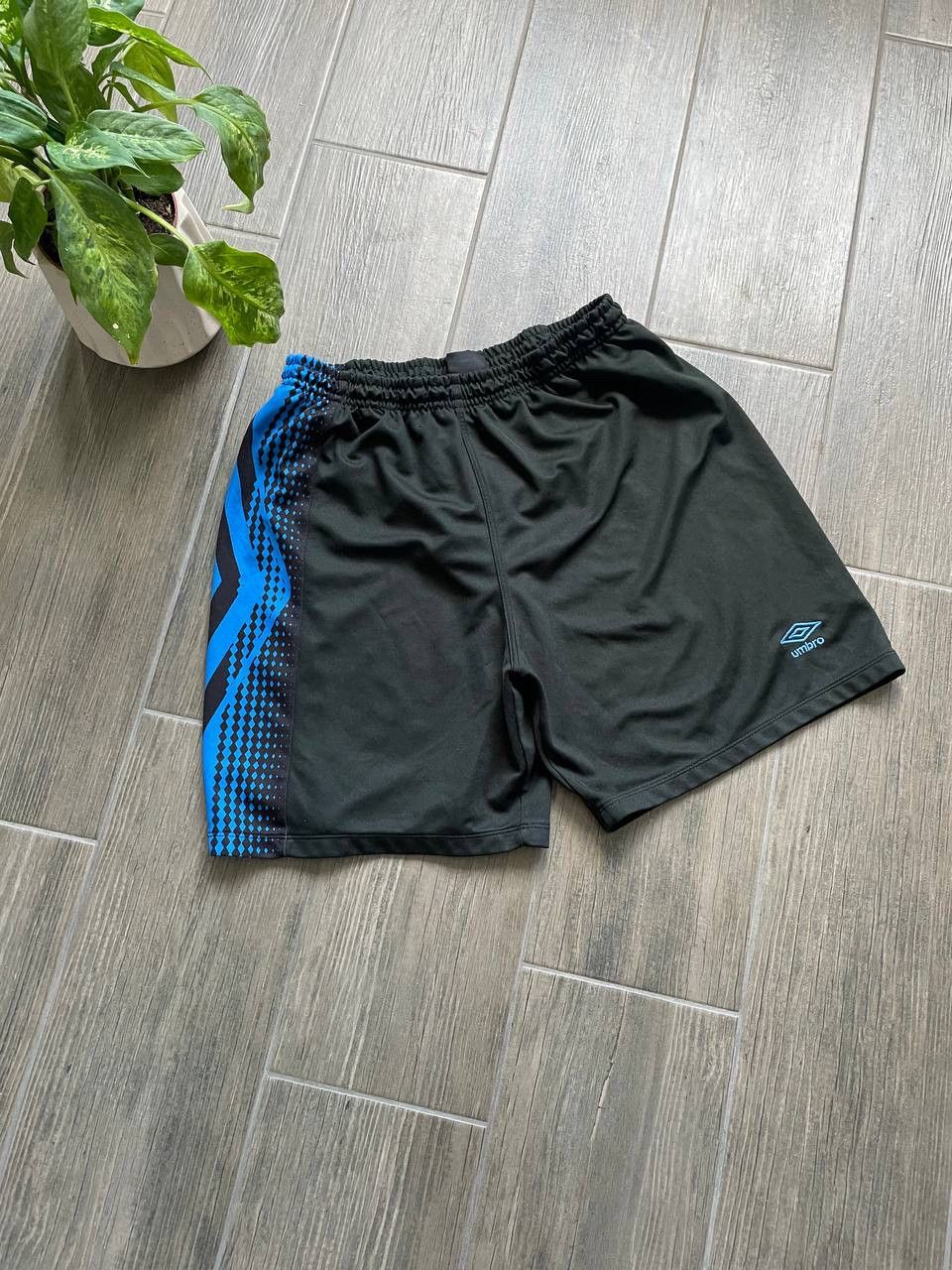 Umbro black y2k shorts