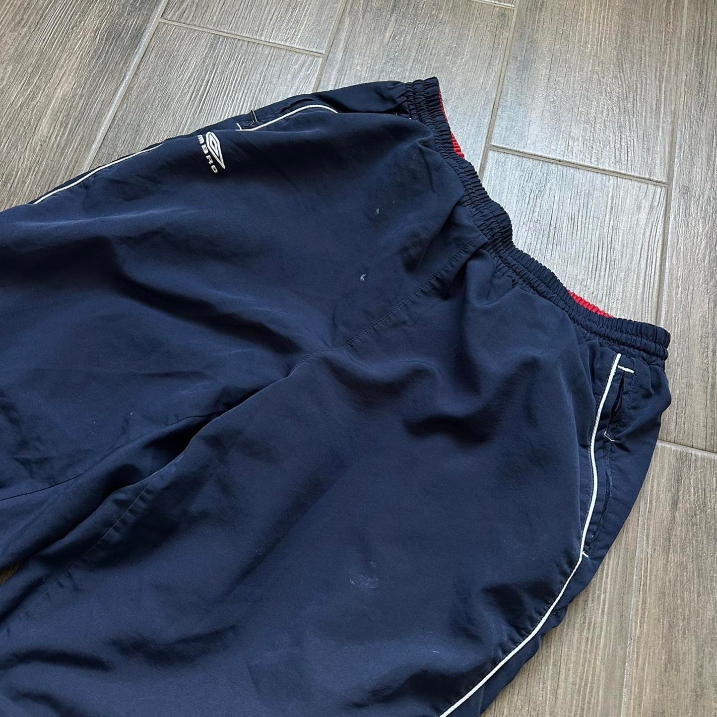 Umbro y2k nylon XL navy sweatpants