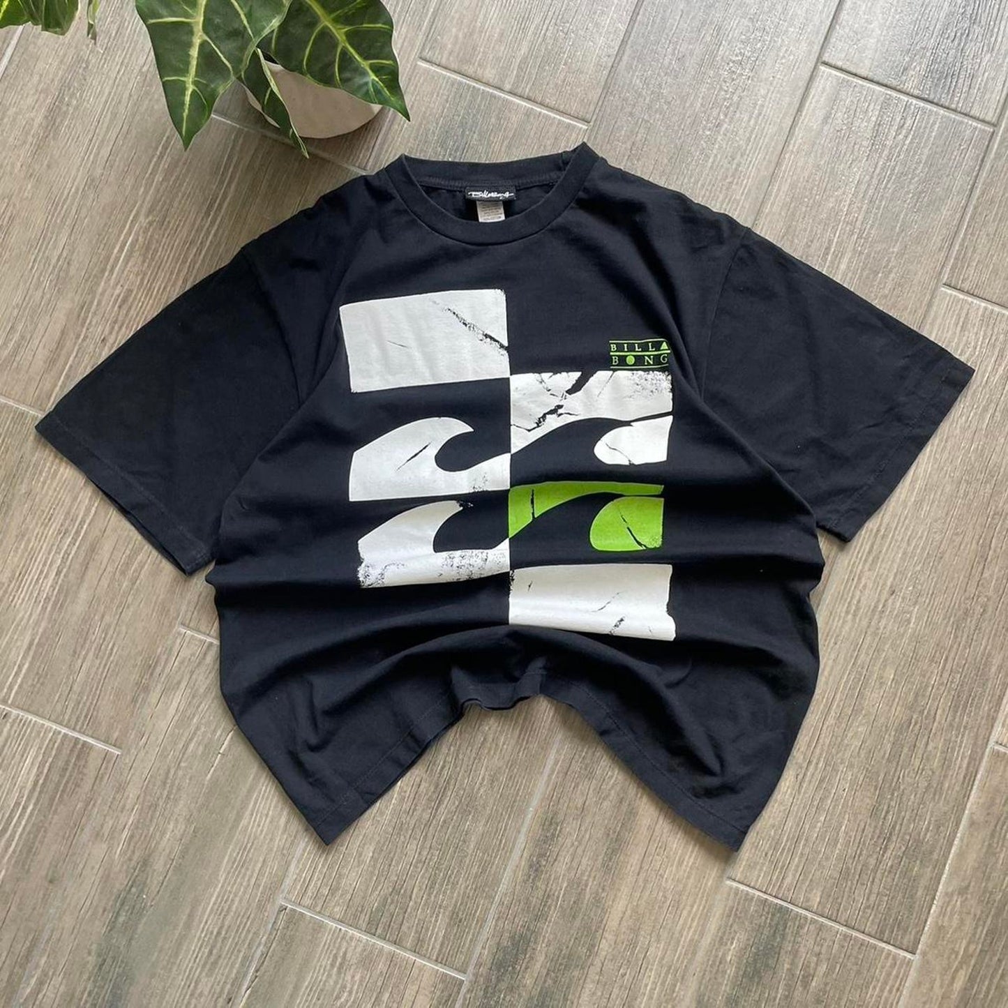 Billabong black summer y2k surf baggy tee