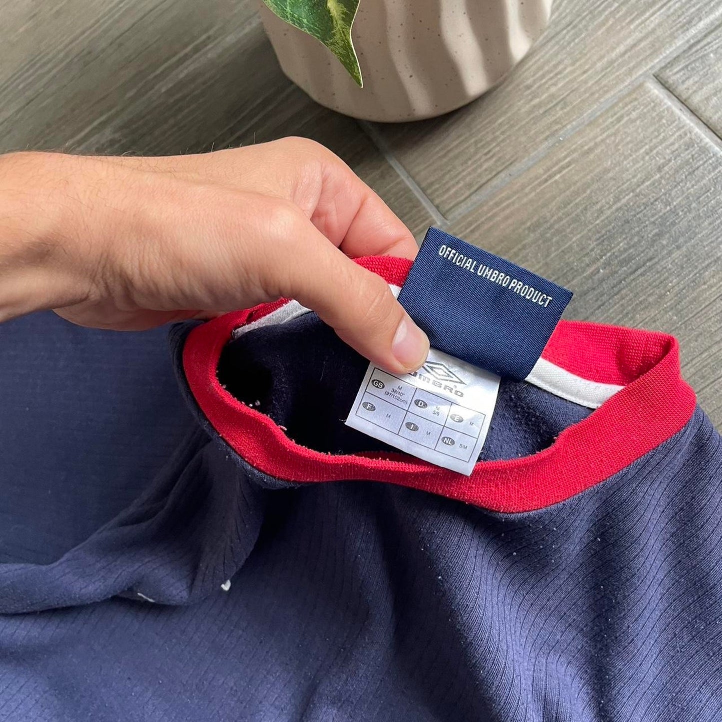 Umbro navy vintage baggy y2k streetwear M tee