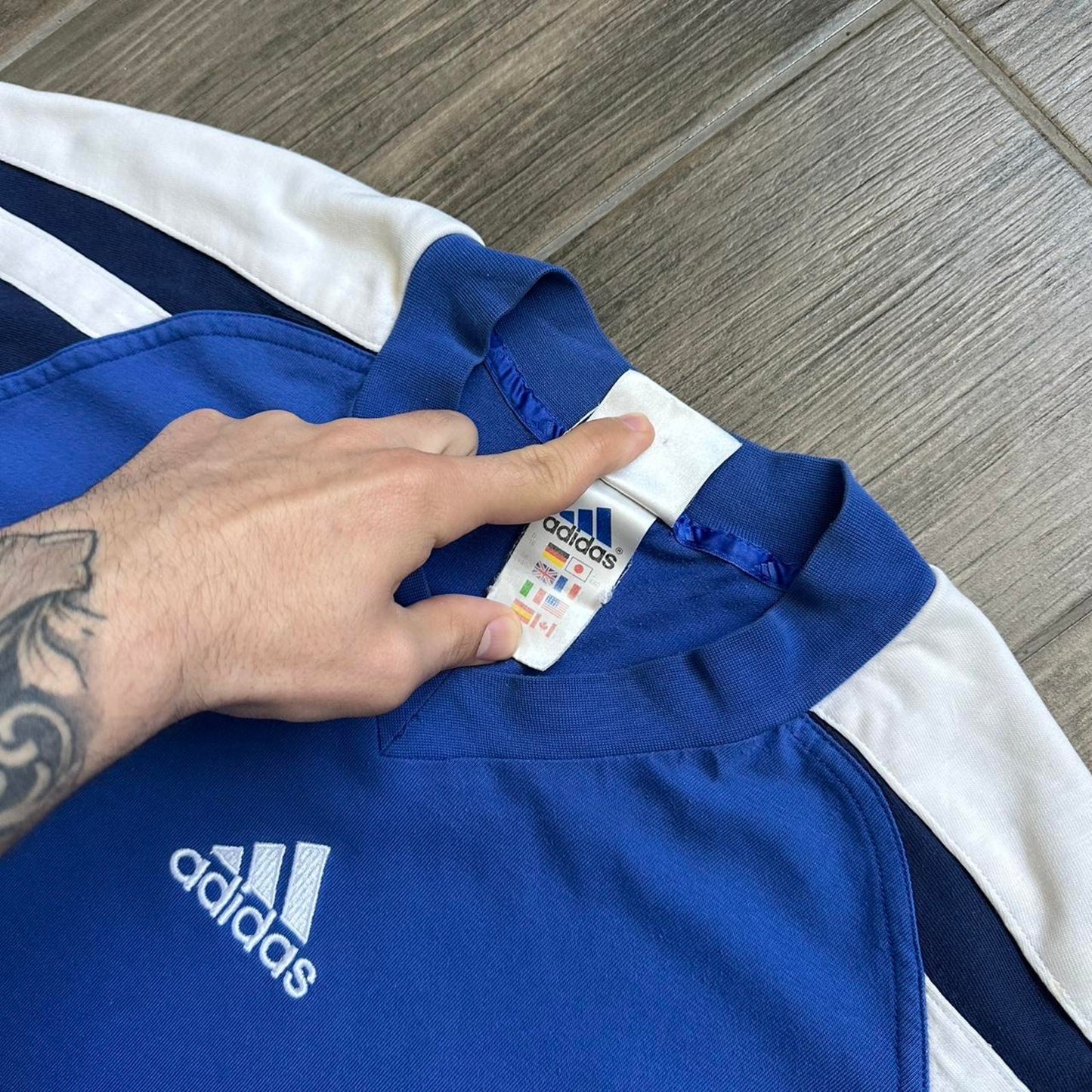 Adidas vintage tee