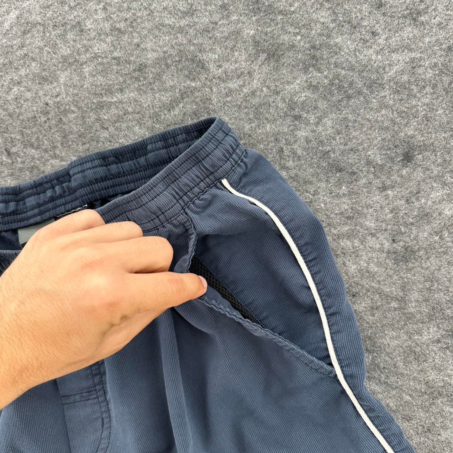 Y2k nike gray blue