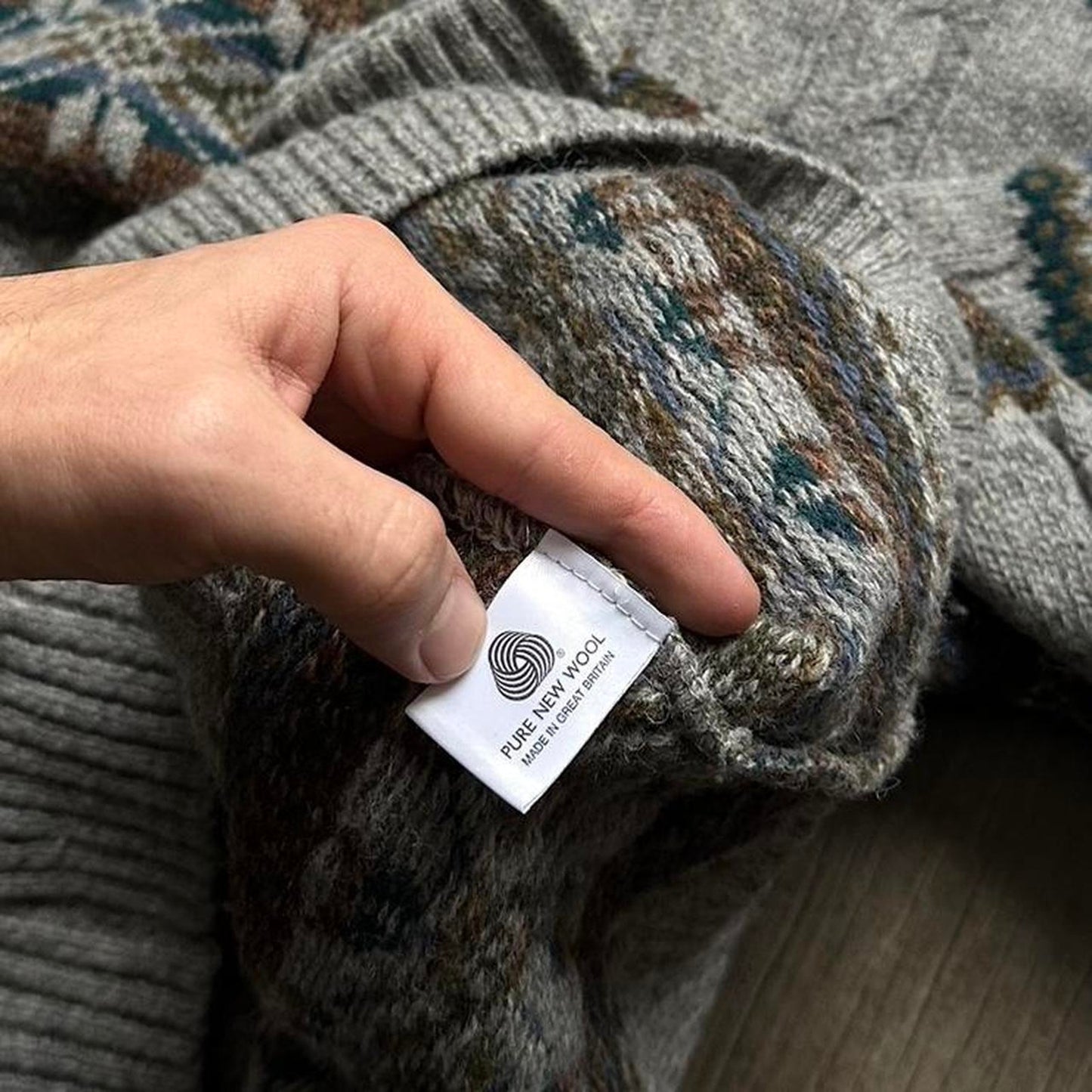 Y2k vintage wool made in UK grandpacore L sweater