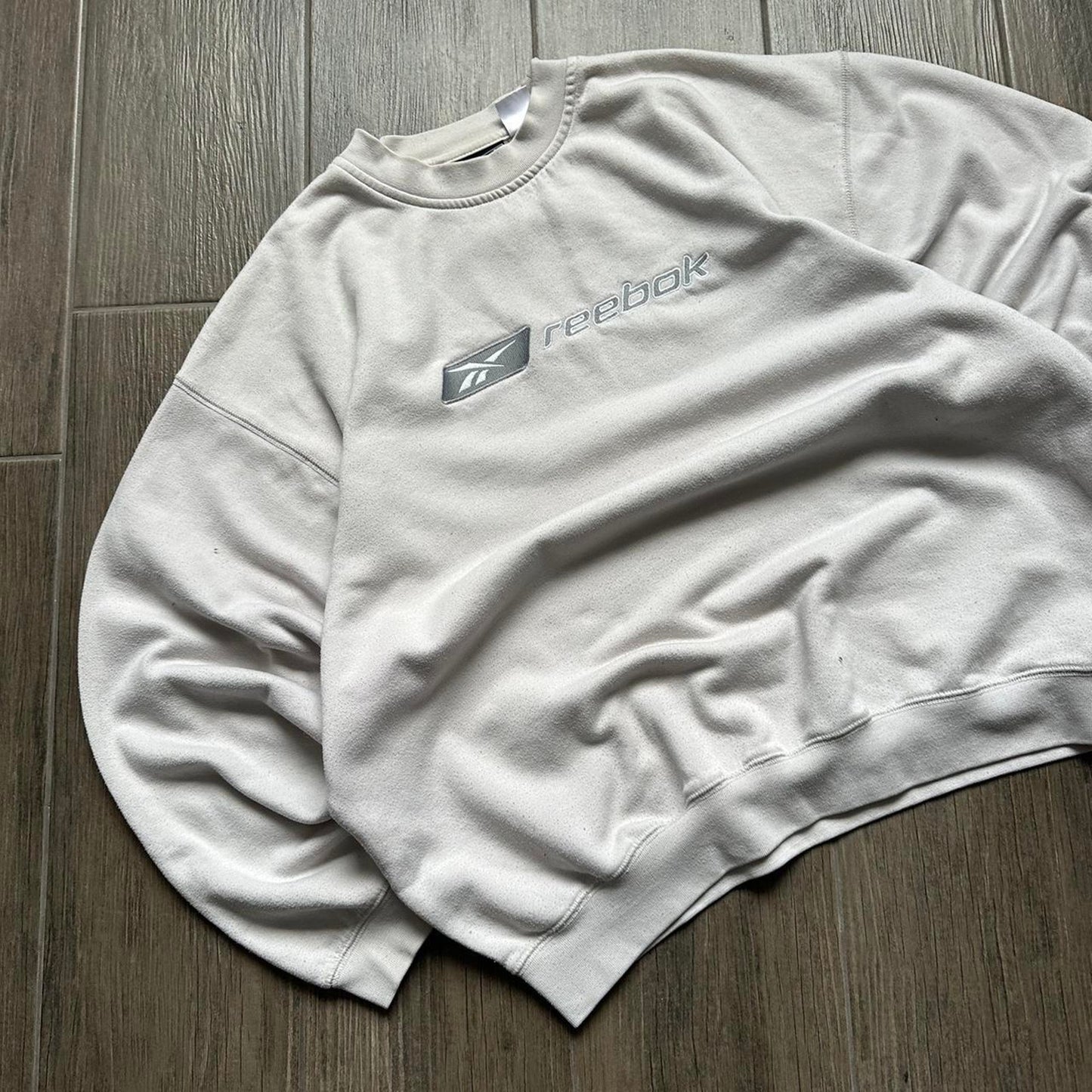 Reebok white oversized y2k sport XL sweatshirt