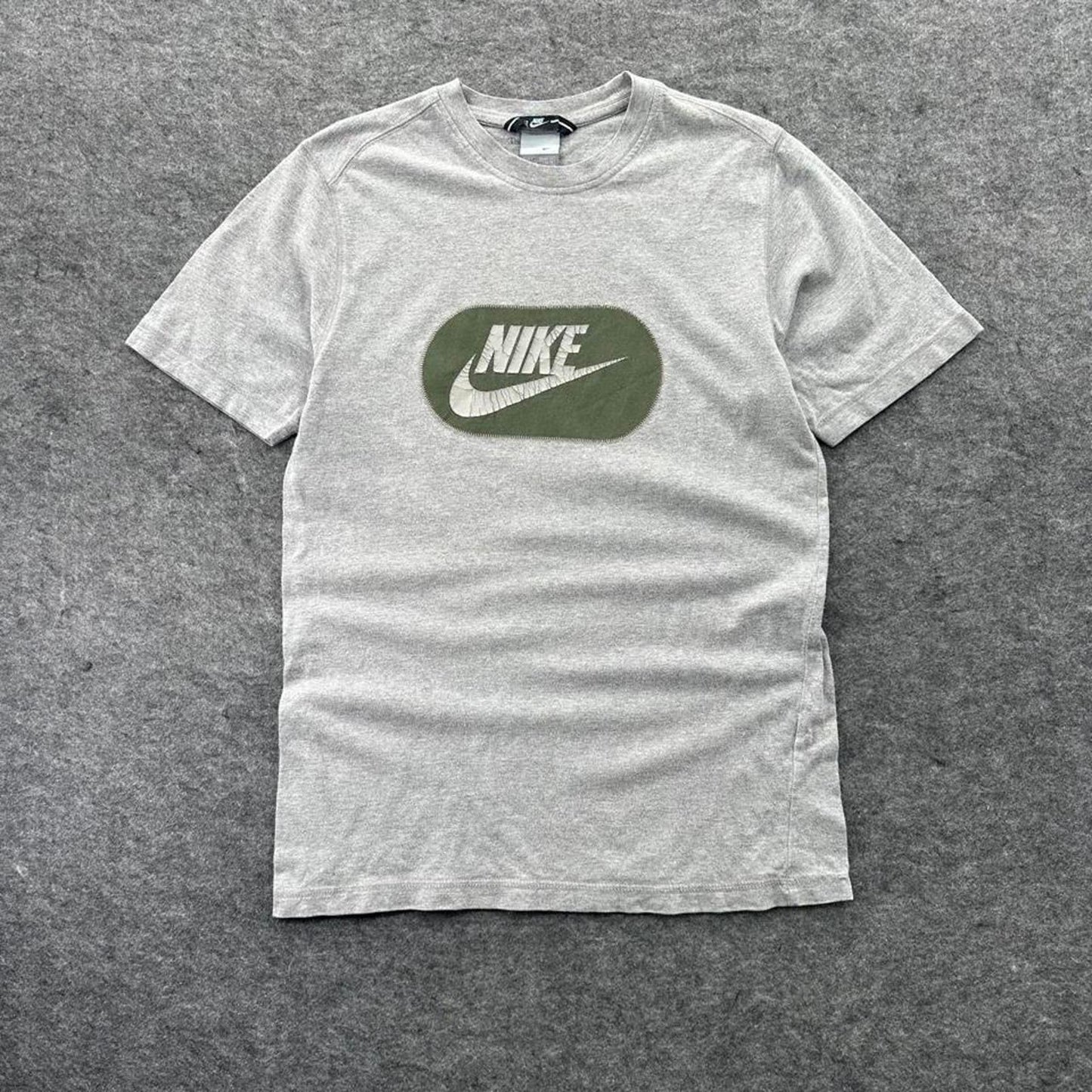 Nike grey tee with green