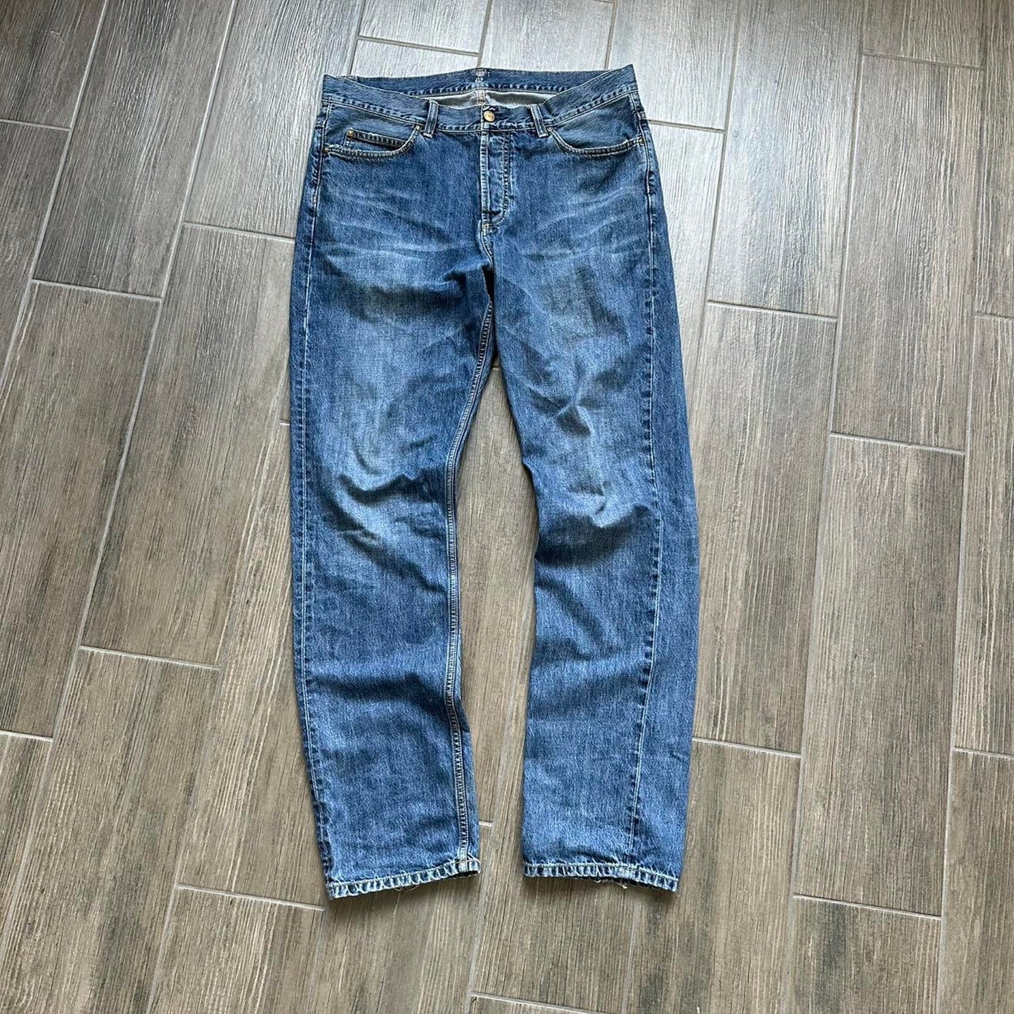 Carhartt distressed blue denim jeans