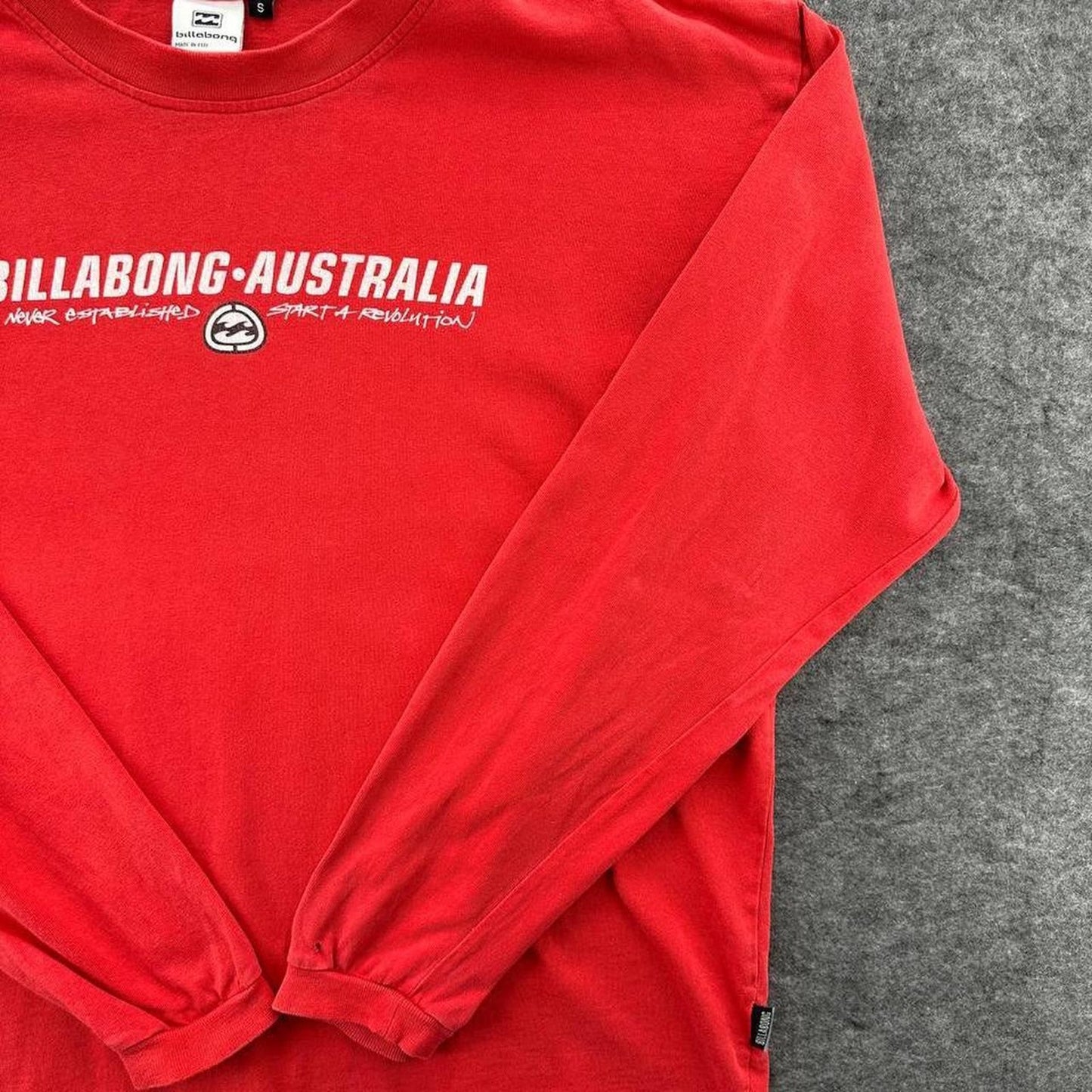 Billabong australia red long sleeve