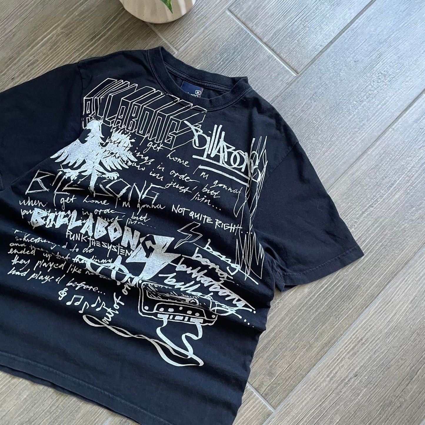 Billabong black baggy surf y2k tee