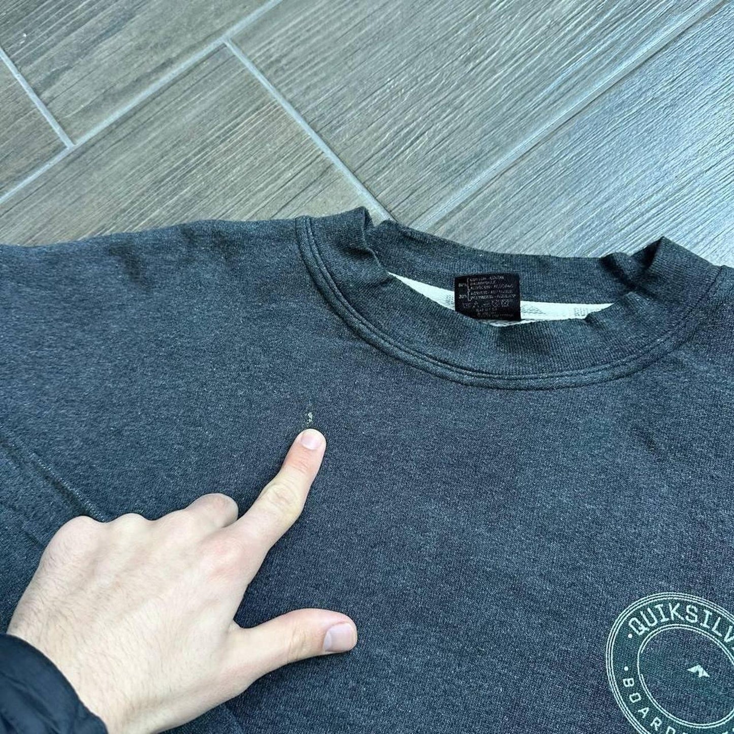 Quiksilver y2k surf wear baggy sweatshirt