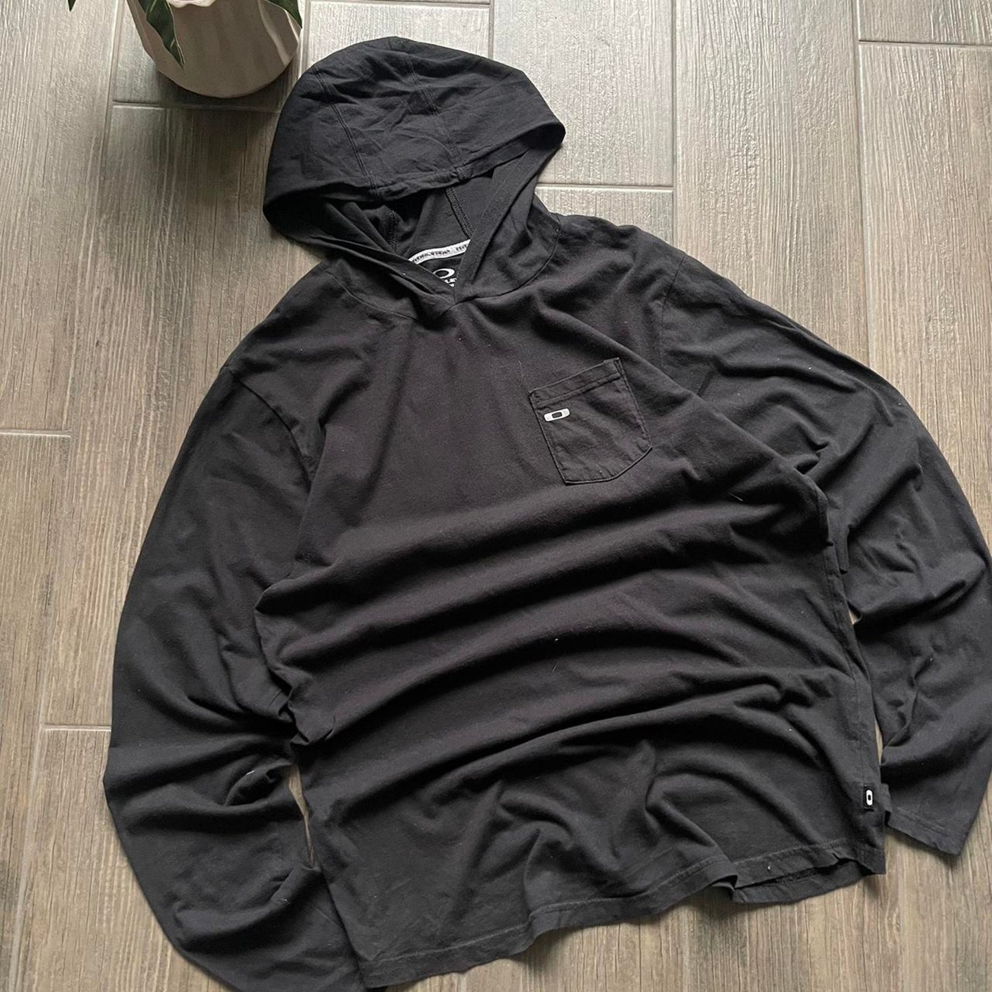 Oakley black light long sleeve L hoodie
