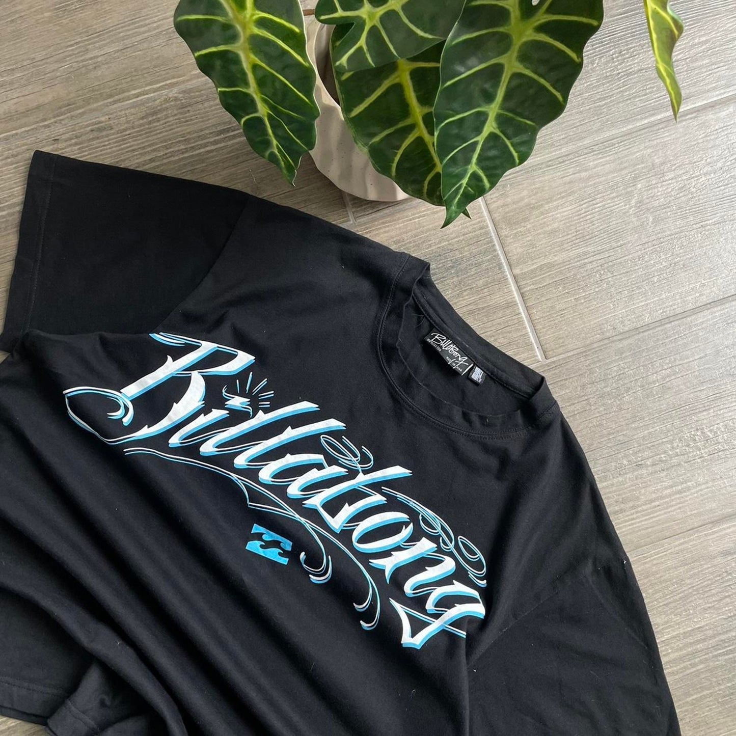 Billabong y2k summer vintage tee