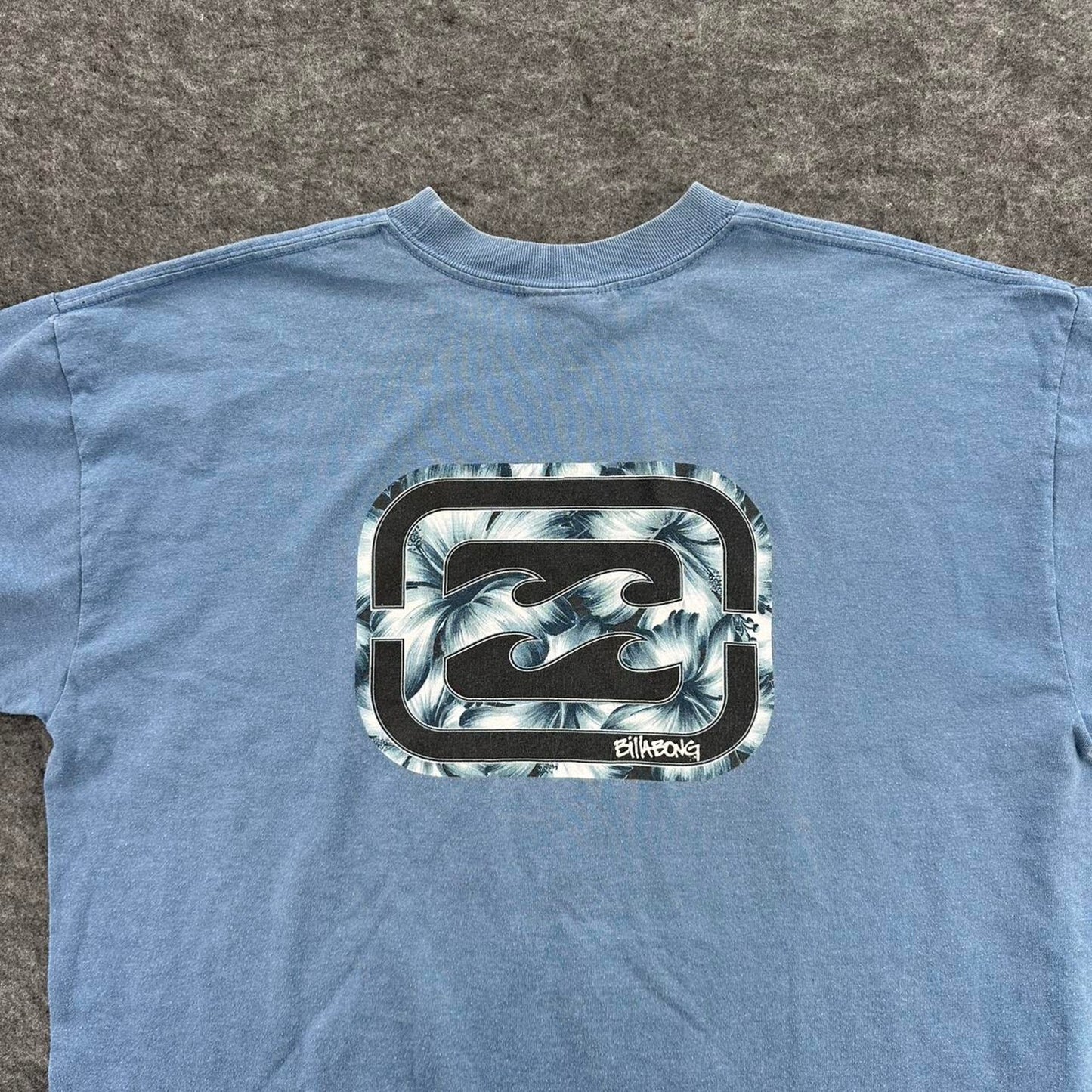 Billabong blue skater tee