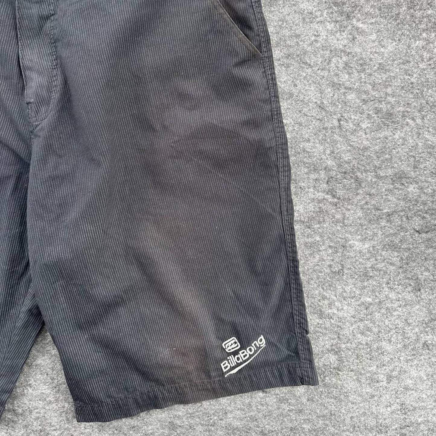 Y2k billabong gray corduroy shorts