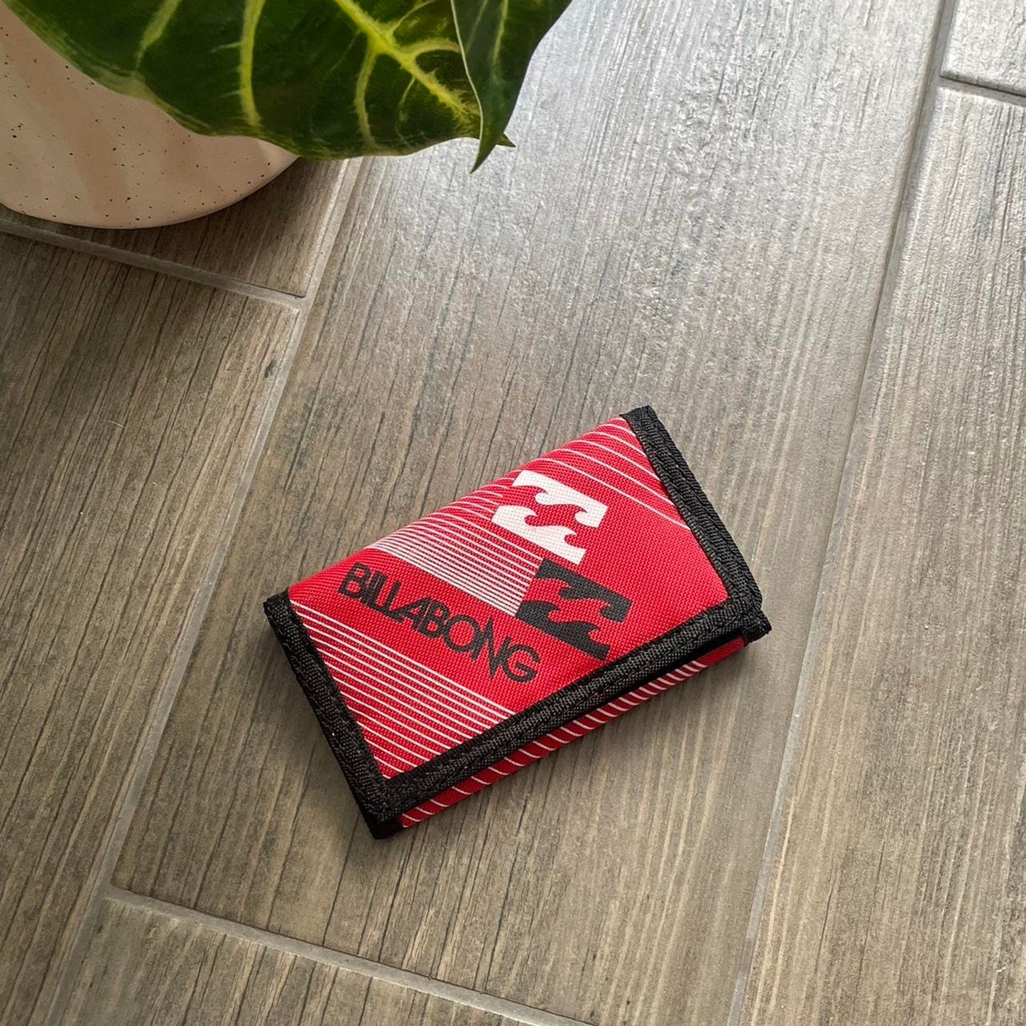 Billabong y2k surf wallet