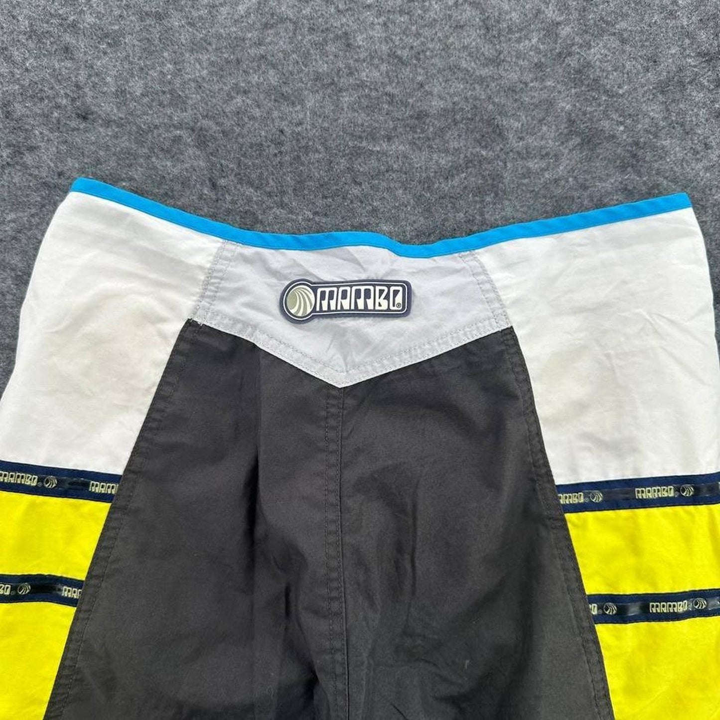 Mambo y2k board shorts gray